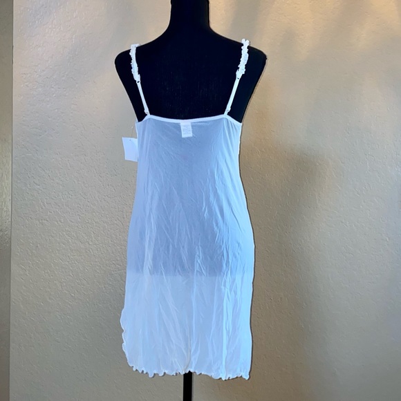 New white sheer chemise with lace - Picture 2 of 6